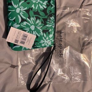 Kate Spade Wristlet